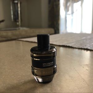 Authentic Spicebomb Victor & Rolf Travel Spray
